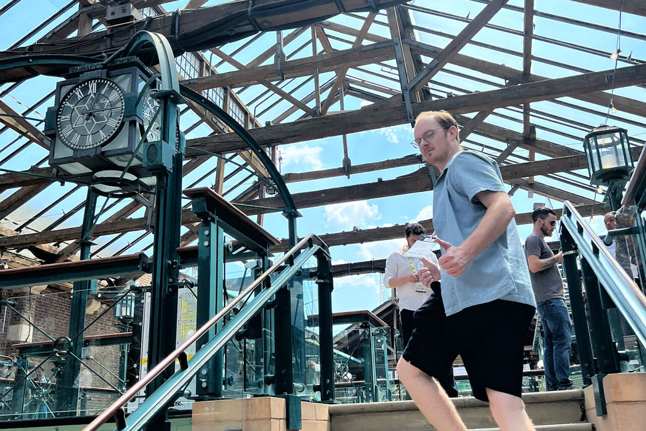 23 04 07 London AI Summit 03